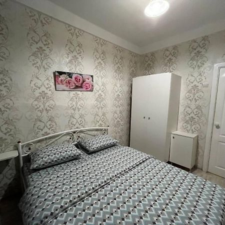 2К Квартира Велика Васильківська 118, Палац Україна Kiev Ngoại thất bức ảnh